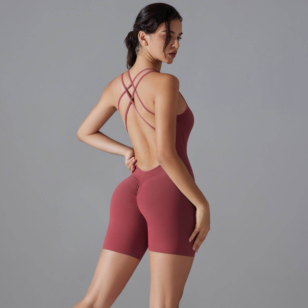 ヨガセットセクシーな背中の開いたスポーティなタイトなジャンプ - Yoga Overall Fitness のレビューと価格