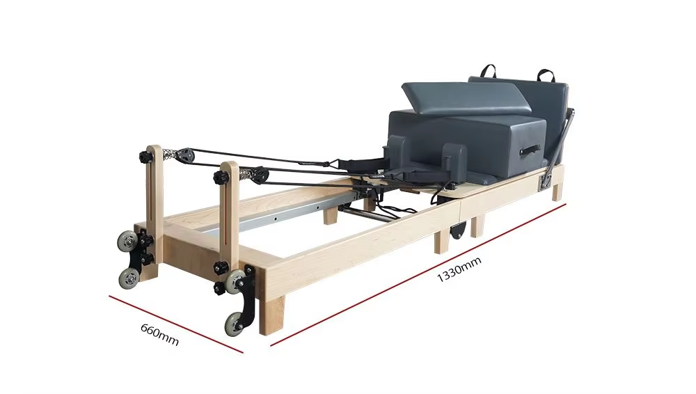 折りたたみ式業務用ピラティスリフォーマー、オークフレーム、ポ - Yoga Health & Fitness Center のレビューと価格
