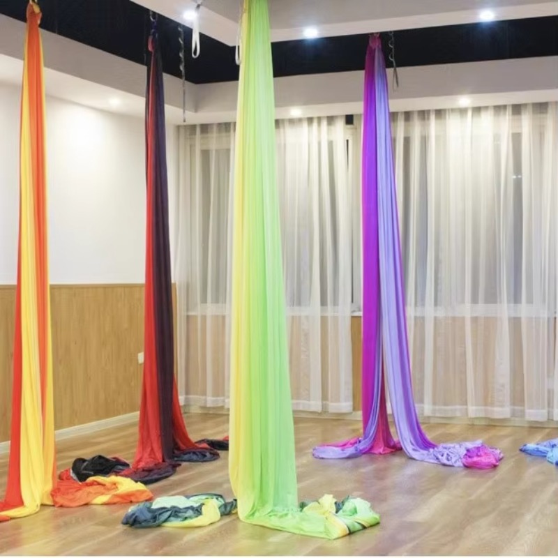 グラデーションカラー反重力反転ワイドエアリアルヨガハンモック - Yoga Swing Aerial のレビューと価格